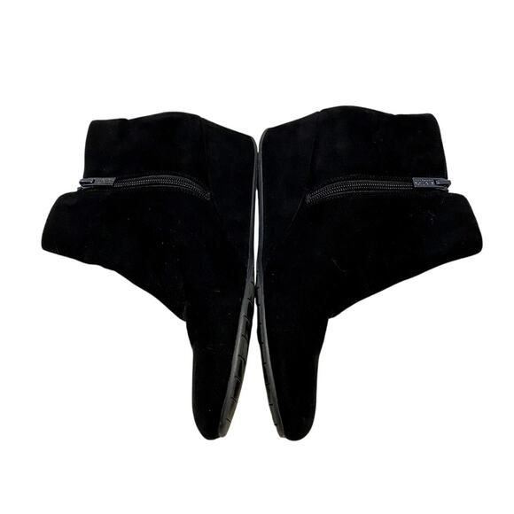 Kenneth Cole Reaction Booties Womens Size 8.5 Tip Plain Wedge Black Ankle Boots - Picture 4 of 9